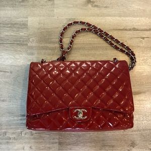Chanel Jumbo Classic Double Flap Bag